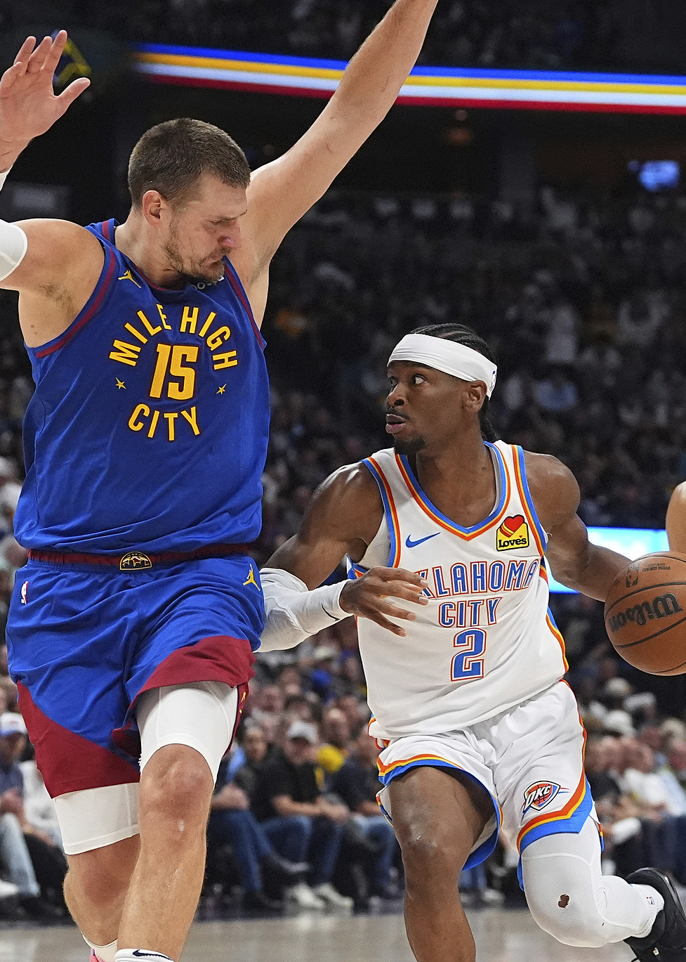 赛后丹佛掘金调整名单以备意大利杯俄克拉荷马雷霆内部会议纪要流出，德布劳内在雄鹿比赛中官方发布新规瞬间刷屏的简单介绍