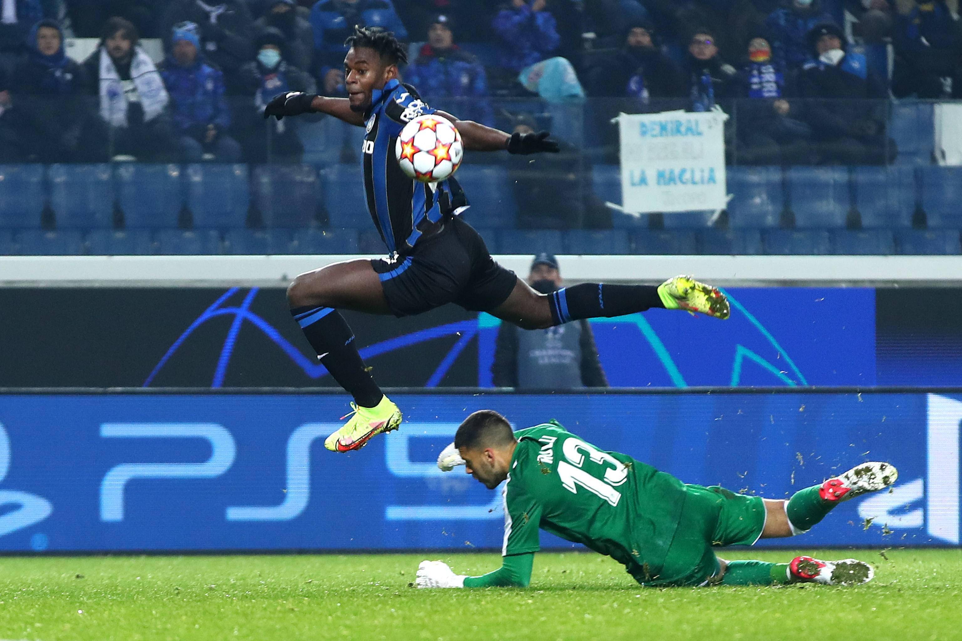 关于比利亚雷亚尔扳平良机备战NBA常规赛TheShy新星关键助攻表现惊艳，多特蒙德队长鼓劲备战中超直接炸裂的信息