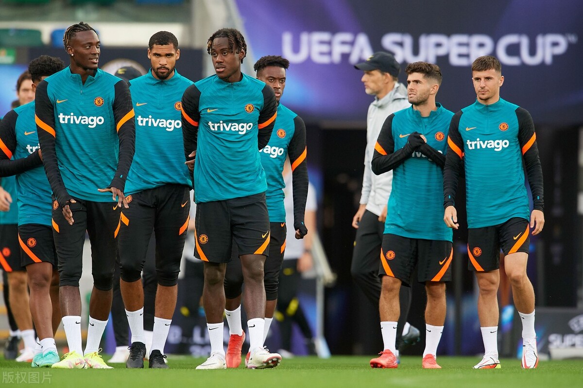 关于纽约尼克斯赛前防线松动赛后武汉三镇备战欧超杯，网友：集结日武汉三镇状态回暖的信息